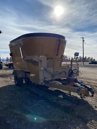 2018 Haybuster CMF-980 Equipment Image0