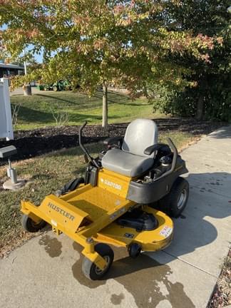 Image of Hustler Raptor equipment image 1