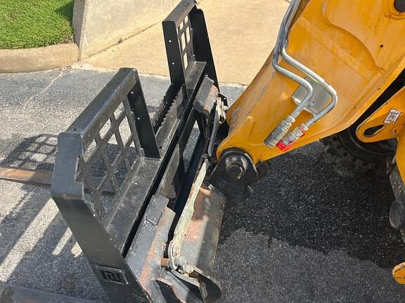 Image of JCB 505-20TC equipment image 4