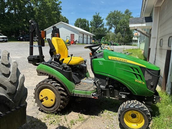 Image of John Deere 1025R Primary image