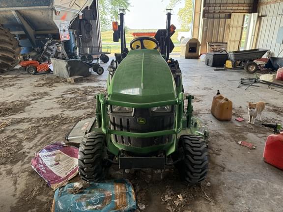 Image of John Deere 1025R equipment image 3