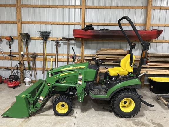 Image of John Deere 1025R Primary image