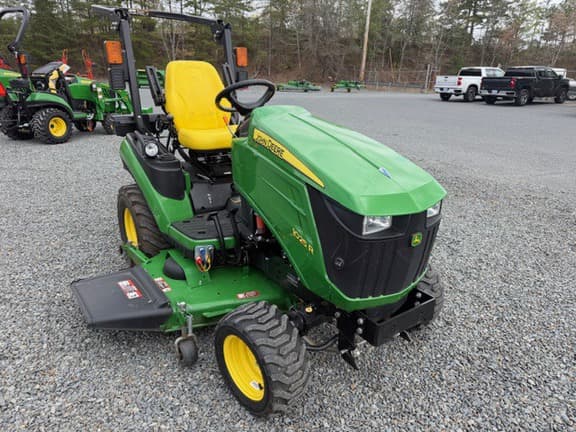 Image of John Deere 1025R equipment image 3