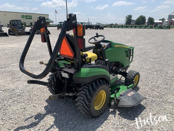 Image of John Deere 1025R equipment image 4