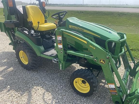 Image of John Deere 1025R equipment image 2