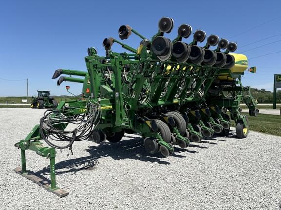 Image of John Deere 1795 Primary image