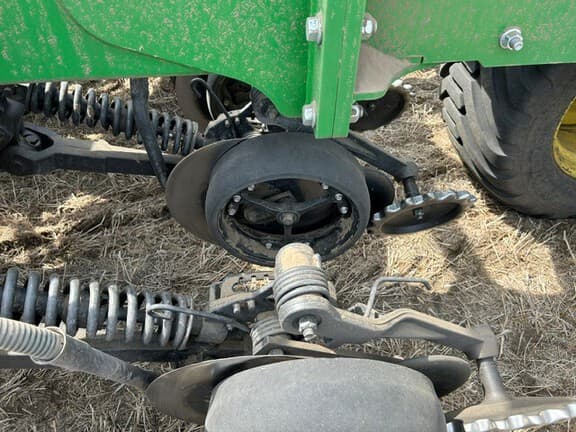 Image of John Deere 1895 equipment image 4