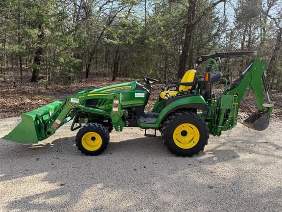 2018 John Deere 2025R Equipment Image0