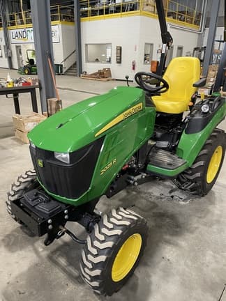 Image of John Deere 2025R Image 0