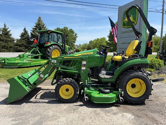Image of John Deere 2025R equipment image 1