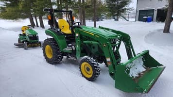 Main image John Deere 2032R