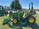 Image of John Deere 2032R equipment image 4