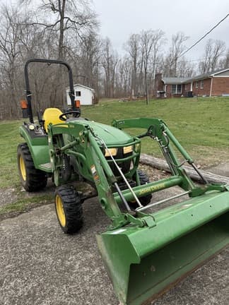 Image of John Deere 2038R equipment image 1