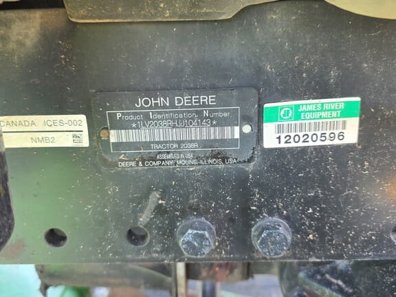 Image of John Deere 2038R equipment image 2
