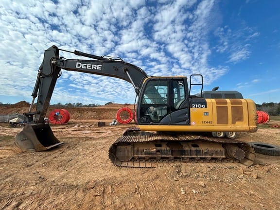 2018 John Deere 210G LC Equipment Image0