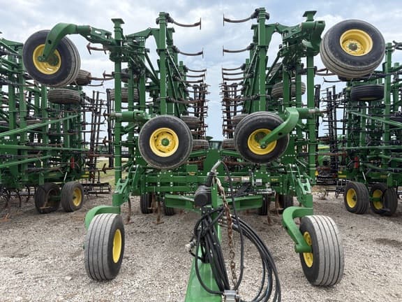Image of John Deere 2230FH equipment image 1