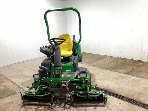 Image of John Deere 2500E equipment image 1