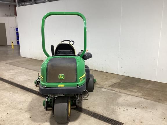 Image of John Deere 2500E equipment image 3