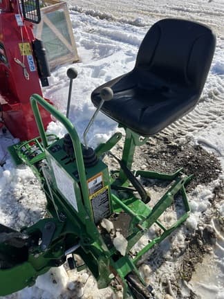 Image of John Deere 270B equipment image 3