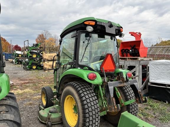 Image of John Deere 3033R equipment image 3