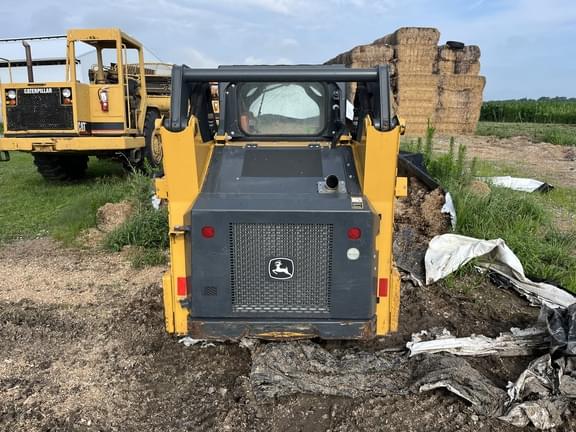 Image of John Deere 318G equipment image 2