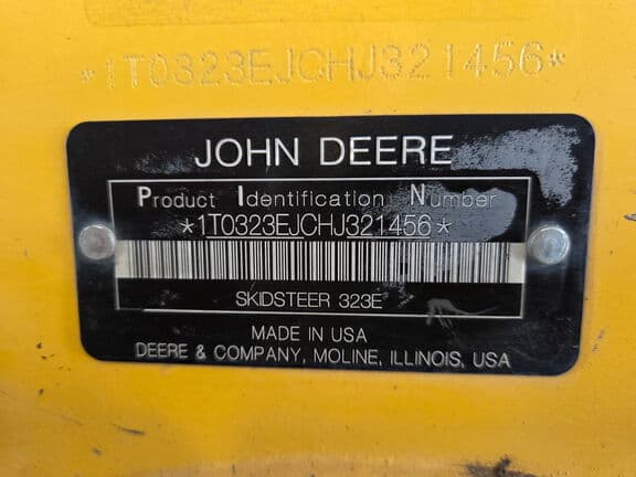 Image of John Deere 323E equipment image 4