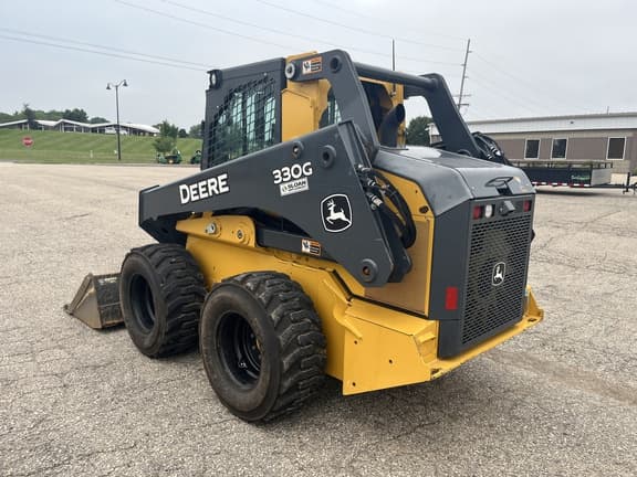 Image of John Deere 330G equipment image 2