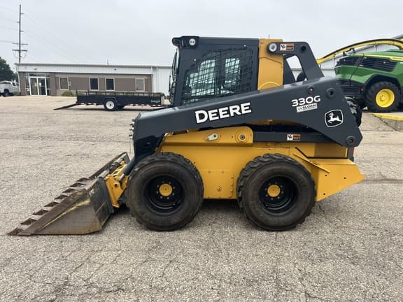 Image of John Deere 330G equipment image 1