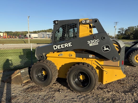 2018 John Deere 330G Equipment Image0
