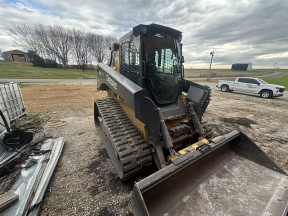2018 John Deere 331G Equipment Image0