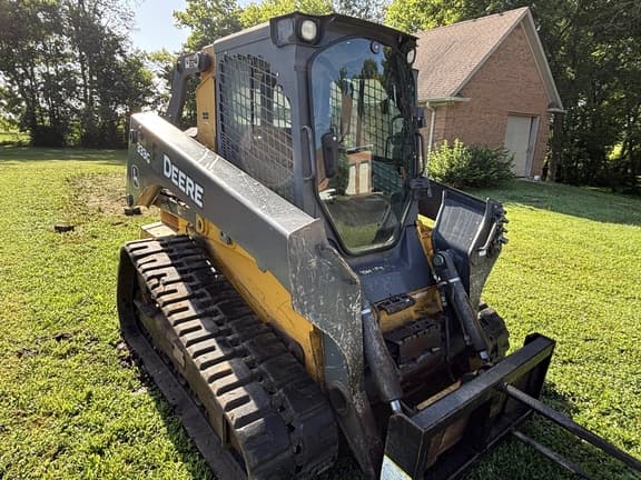 Image of John Deere 333G equipment image 4