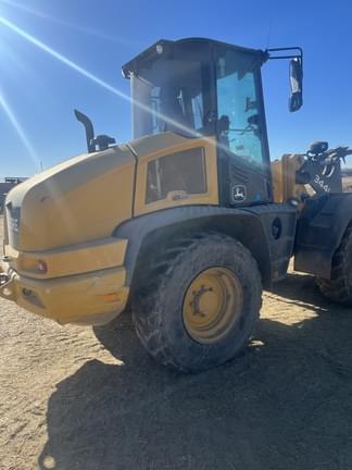 Image of John Deere 344L equipment image 3