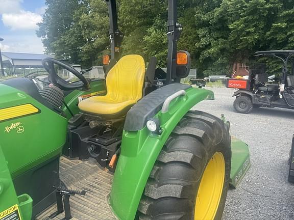 Image of John Deere 4044R equipment image 3