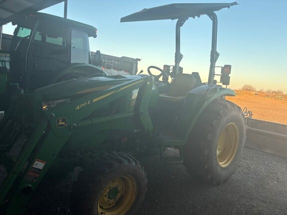 2018 John Deere 4066M Equipment Image0