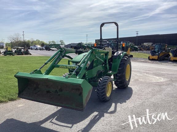 Image of John Deere 4066M equipment image 1