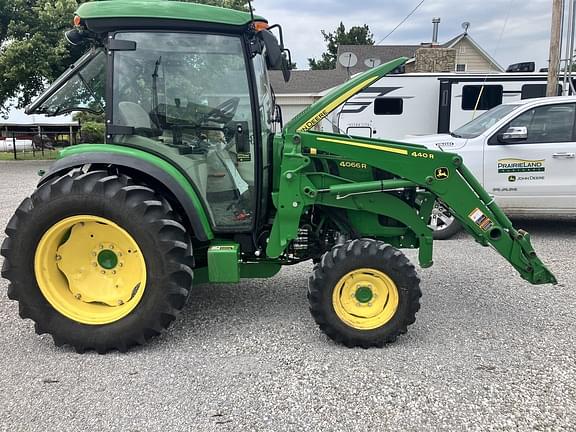 Image of John Deere 4066R Primary image