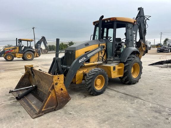 2018 John Deere 410L Equipment Image0