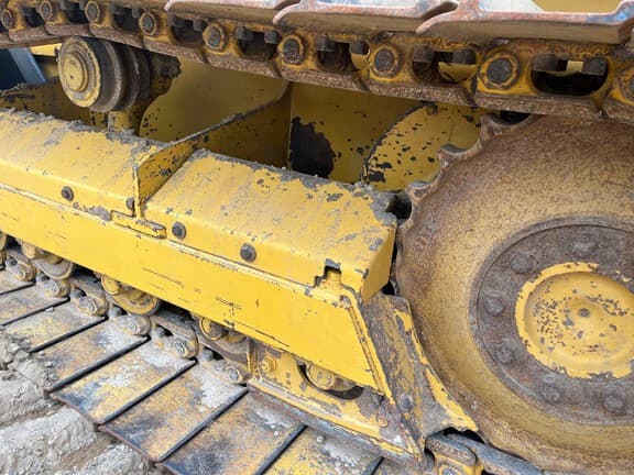 Image of John Deere 450K equipment image 4