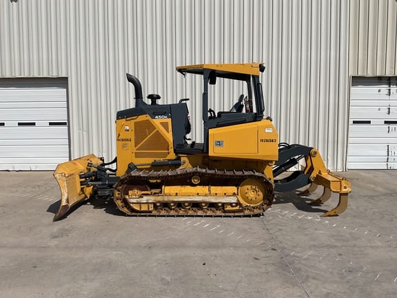 2019 John Deere 450K Equipment Image0