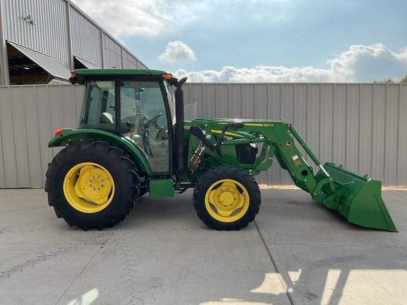 Image of John Deere 5055E equipment image 3