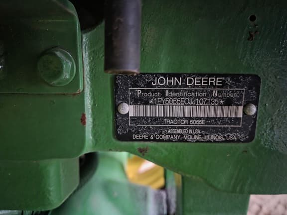 Image of John Deere 5055E equipment image 4