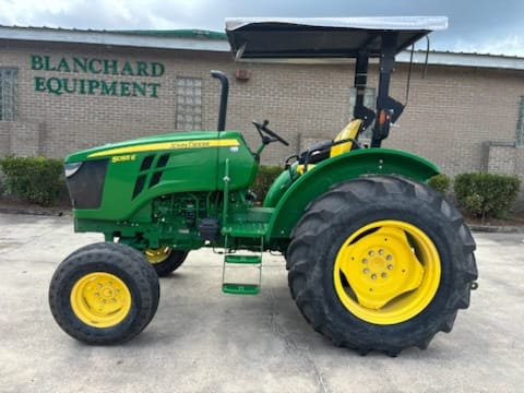 2018 John Deere 5055E Equipment Image0