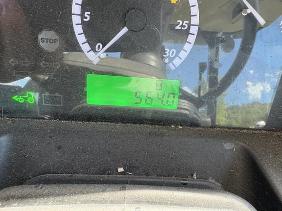 Image of John Deere 5055E equipment image 2