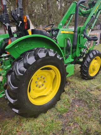 Main image John Deere 5055E