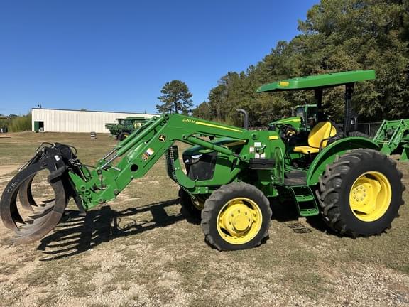 Image of John Deere 5065E equipment image 1