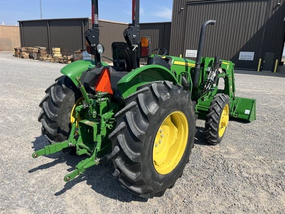 Image of John Deere 5065E equipment image 4