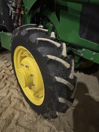 Image of John Deere 5075E equipment image 1