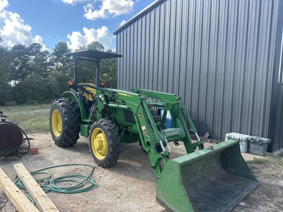 Image of John Deere 5075E equipment image 3