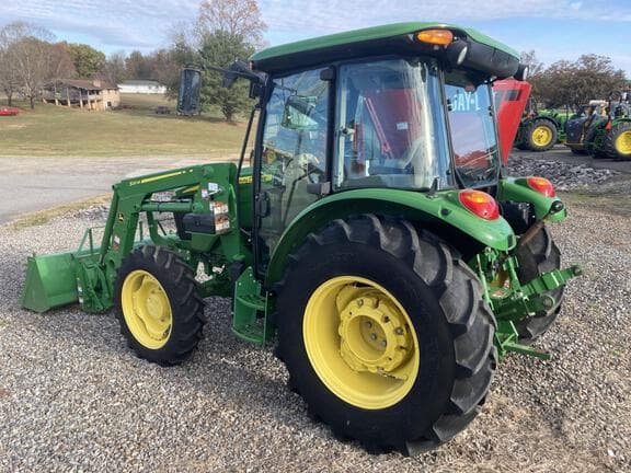 Image of John Deere 5075E equipment image 4
