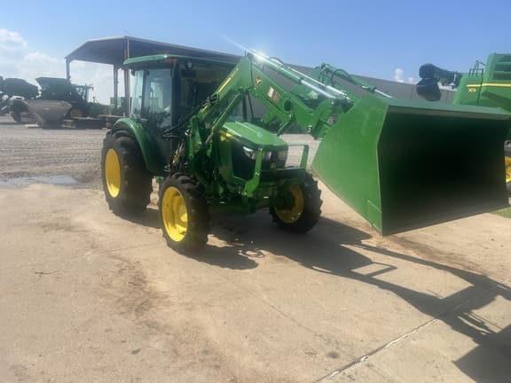 Image of John Deere 5075E equipment image 2